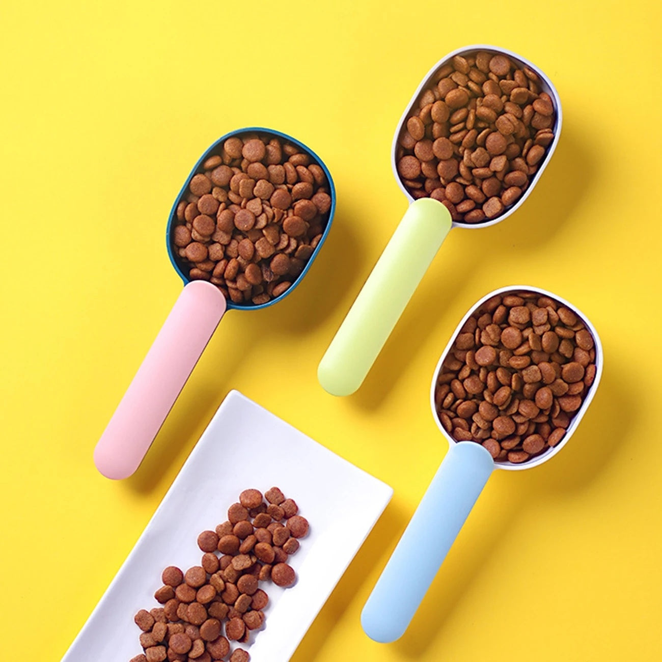 Measuring food scoop